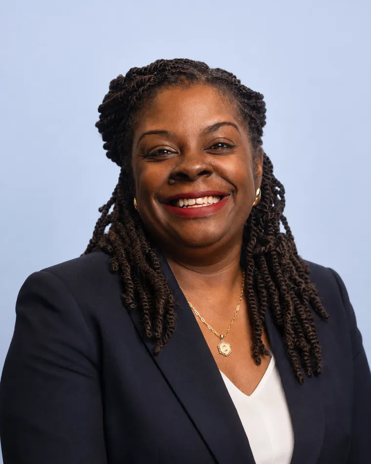 Charlyne Ivory, Especialista del FBI y notaria de Live Scan · Washington D. C. en Apostille Near Me